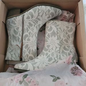 Joyfolie Winona bootie